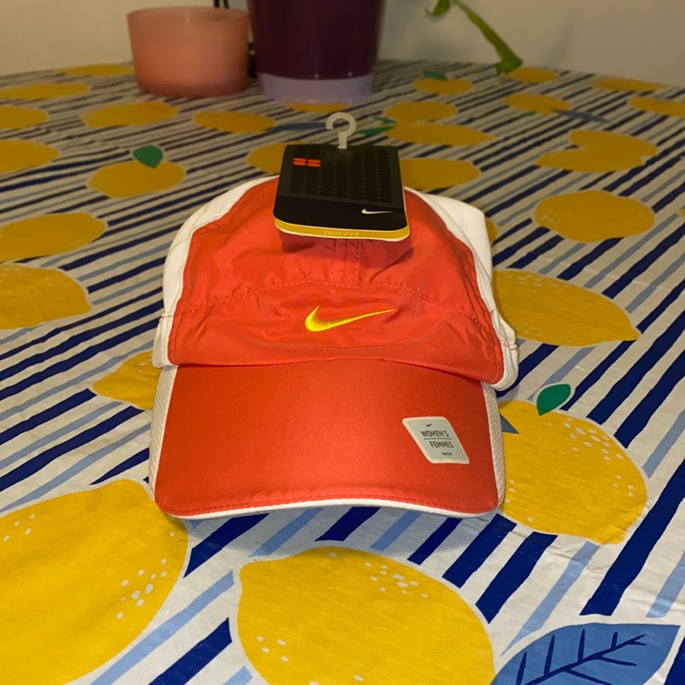 Nike - Womens Dri-Fit Hat